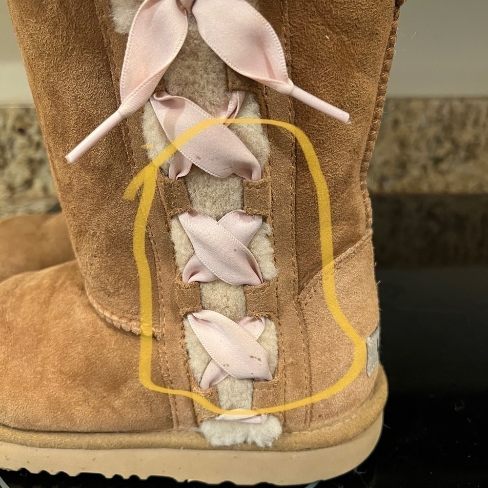UGG Kids Pala Classics Brown sz:4 - Picture 9 of 9